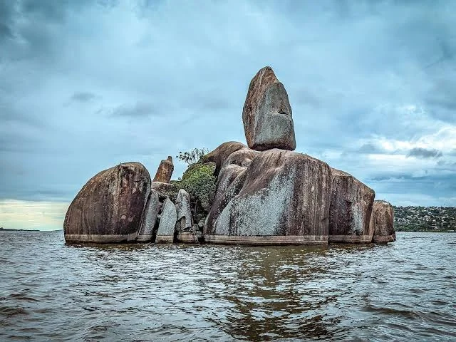 Mwanza & Bismarck Rock safari destination